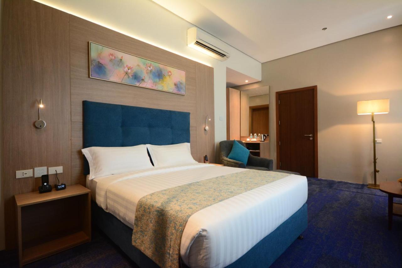 Blue Lotus Hotel Davao City Екстериор снимка