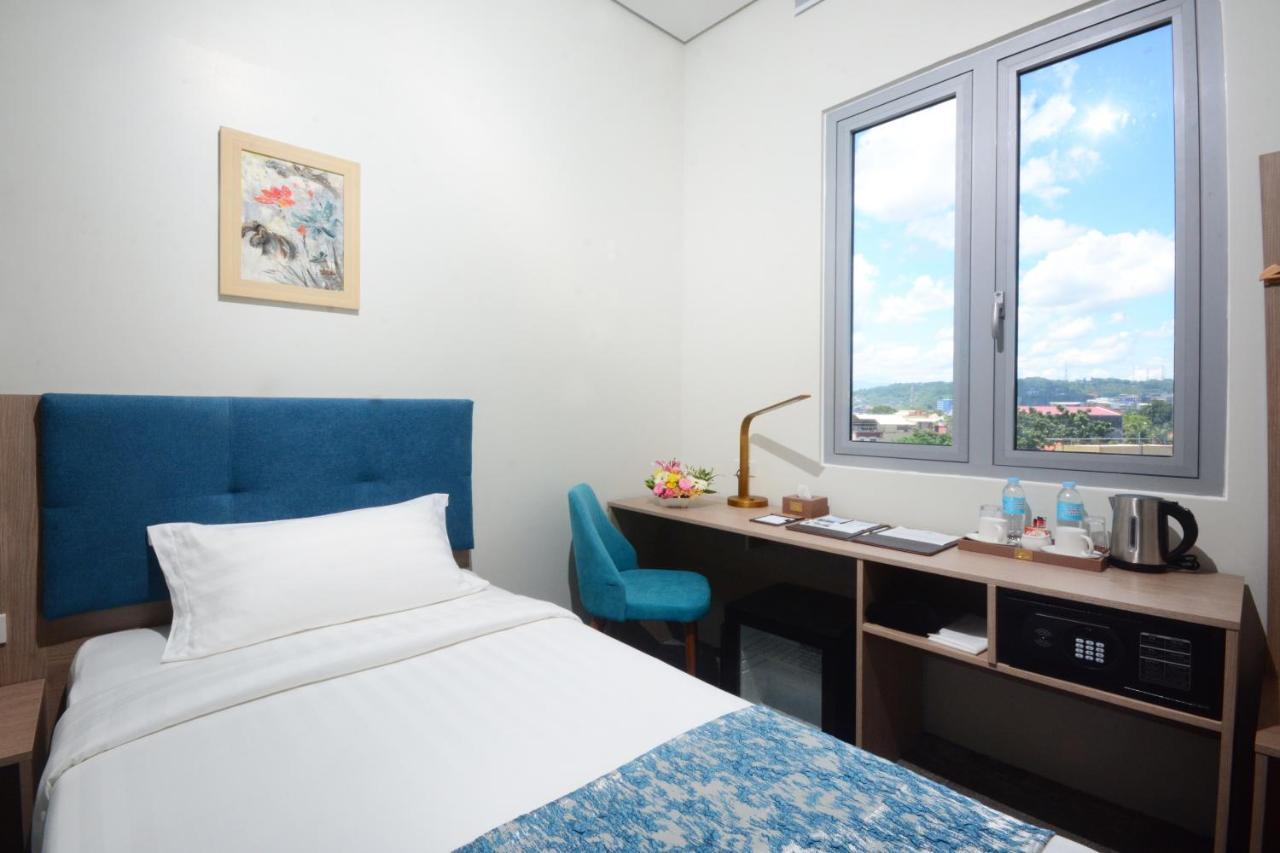 Blue Lotus Hotel Davao City Екстериор снимка