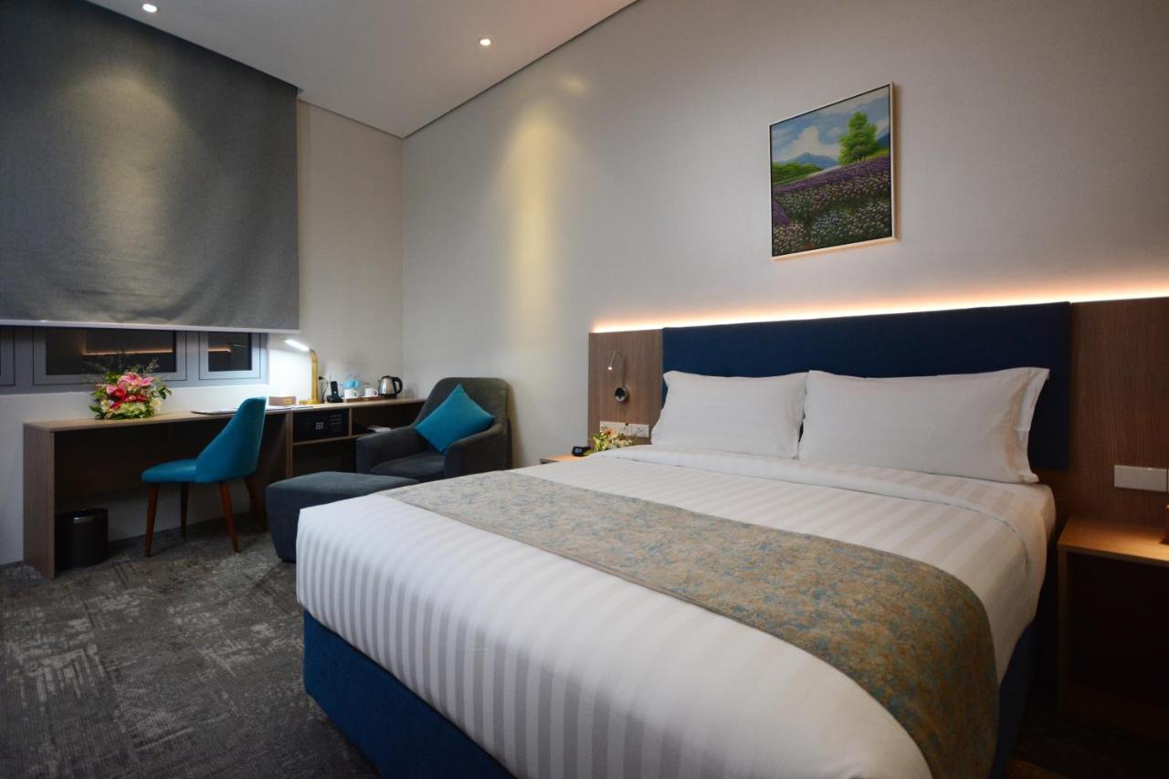 Blue Lotus Hotel Davao City Екстериор снимка